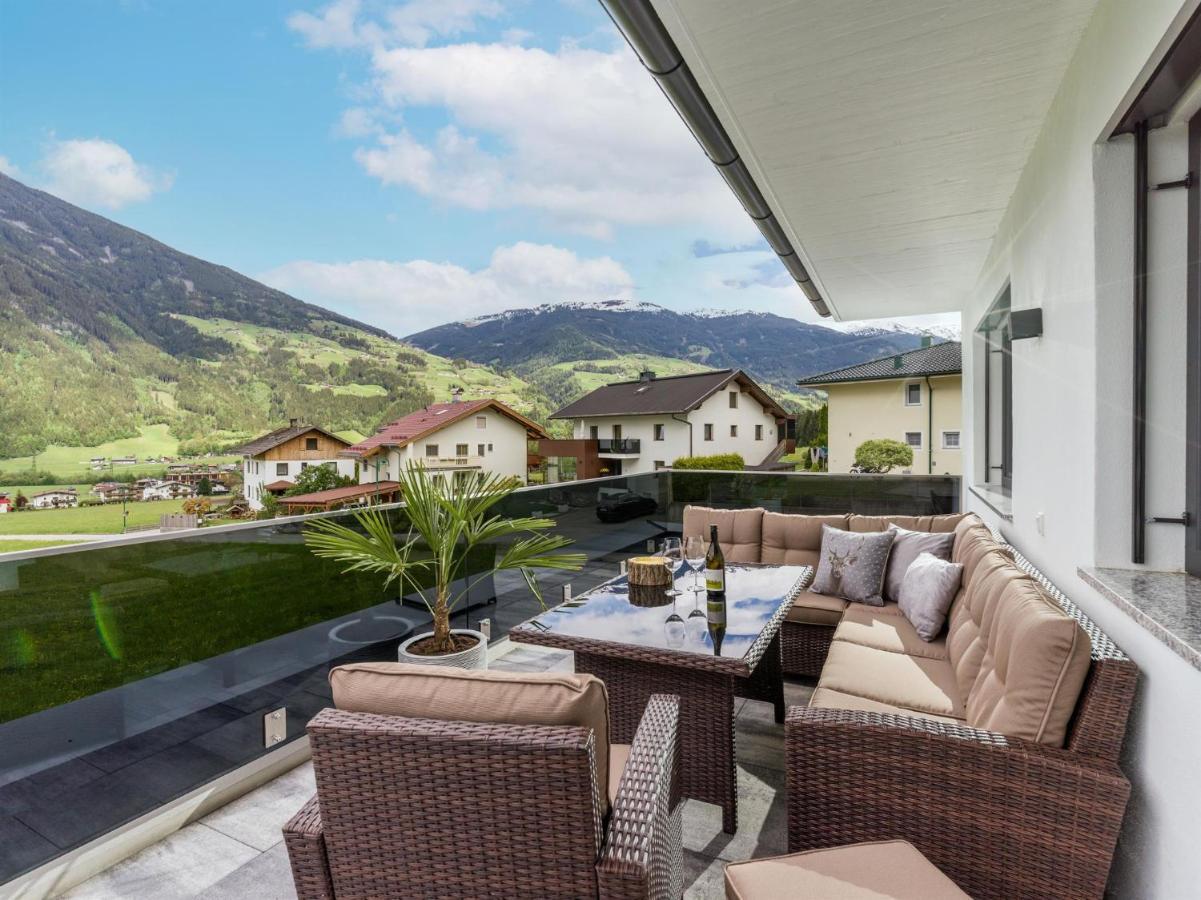 Apart Painting Ried im Zillertal Exterior photo