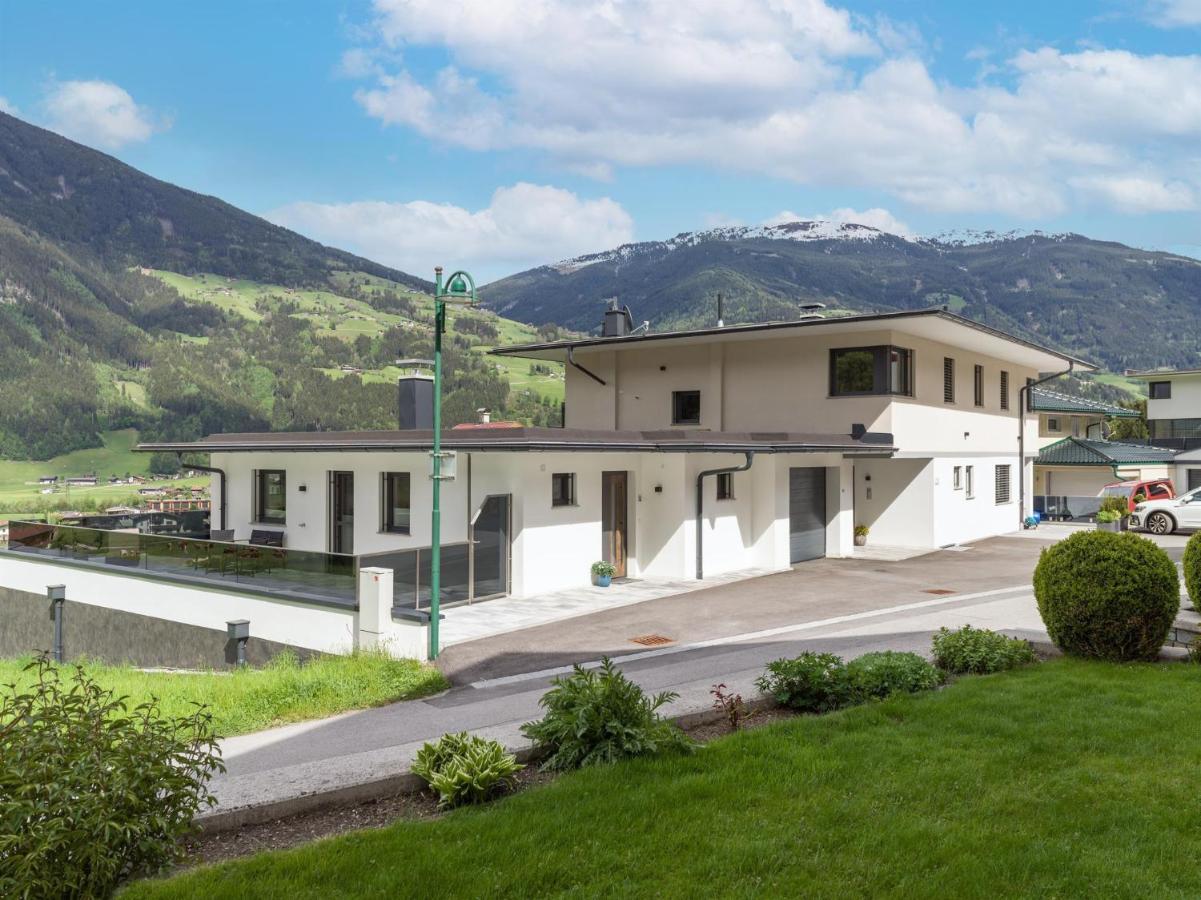 Apart Painting Ried im Zillertal Exterior photo